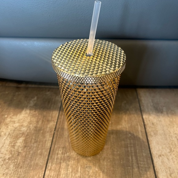 Gold Studded Tumbler with Betty Boop Socks - Picture 2 of 3